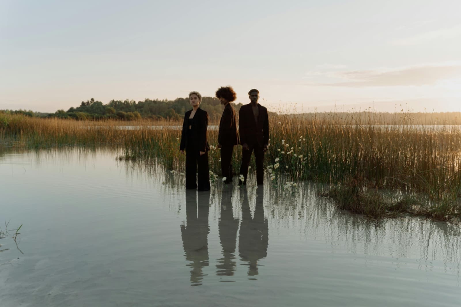 Modelli di varie taglie e colori della pelle